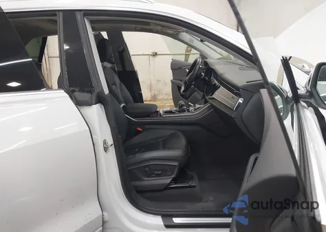 2019 Audi Q8 55 Premium z USA, uszkodzony, nr VIN WA1CVAF1XKD015521